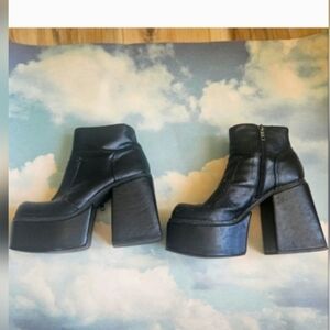 Dolls kill Yru Vida Mondo Boot Platform Heels Goth Black Chunky Boots 90s Boot
